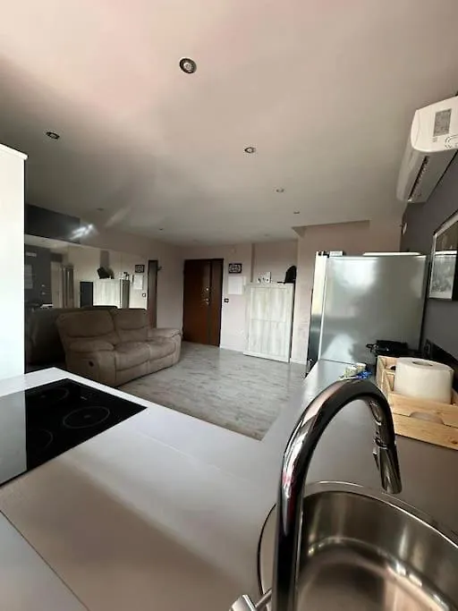 Apartment A Perfect Suite In Rome. Italy